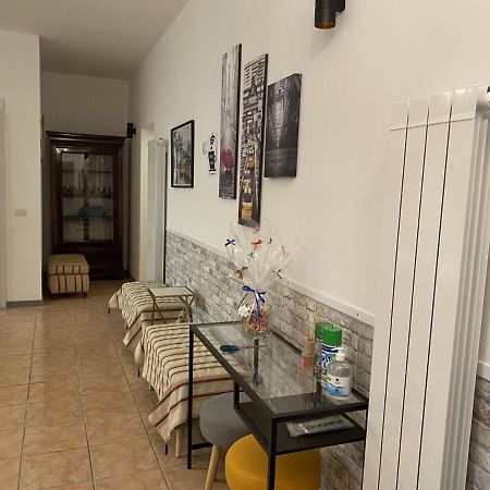 ホテル Casa Turro ミラノ エクステリア 写真